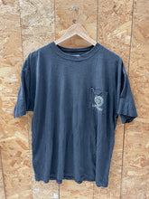 Vintage 90s thrahed & distressed God bless union people America pocket single stitch black t shirt s